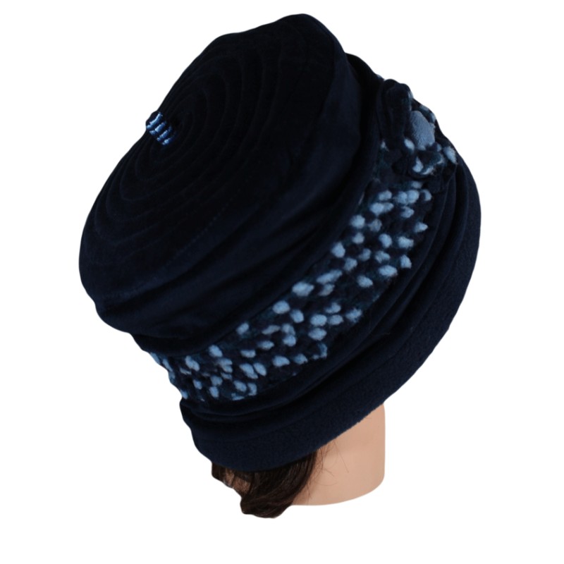 CHAPEAU FEMME en VELOURS - Coloris bleu nuit et laine plumetis coordonnée -  Jolie fleur agrémentée d'un bouton - Pom'Grignote